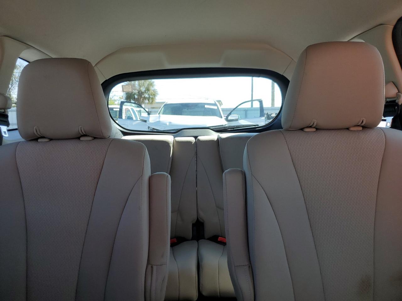 2014 Mazda 5 - Image 10