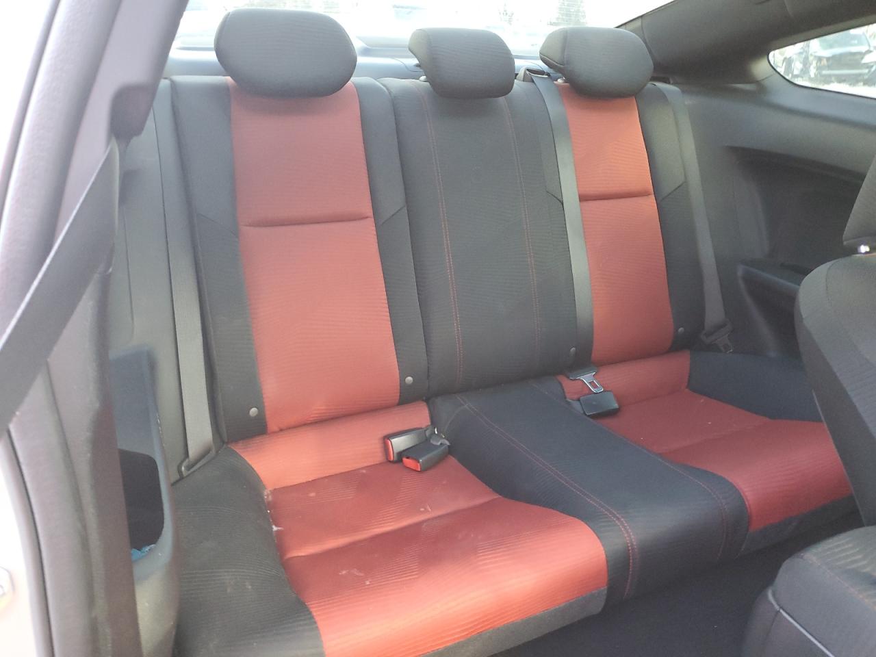 2015 Honda Civic - Image 11