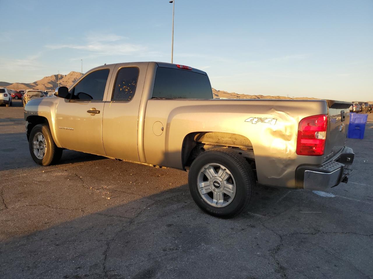 2013 Chevrolet Silverado - Image 2
