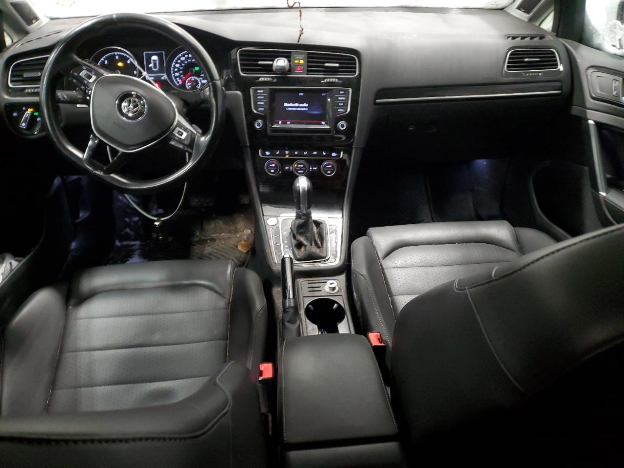 2015 Volkswagen Golf - Image 8