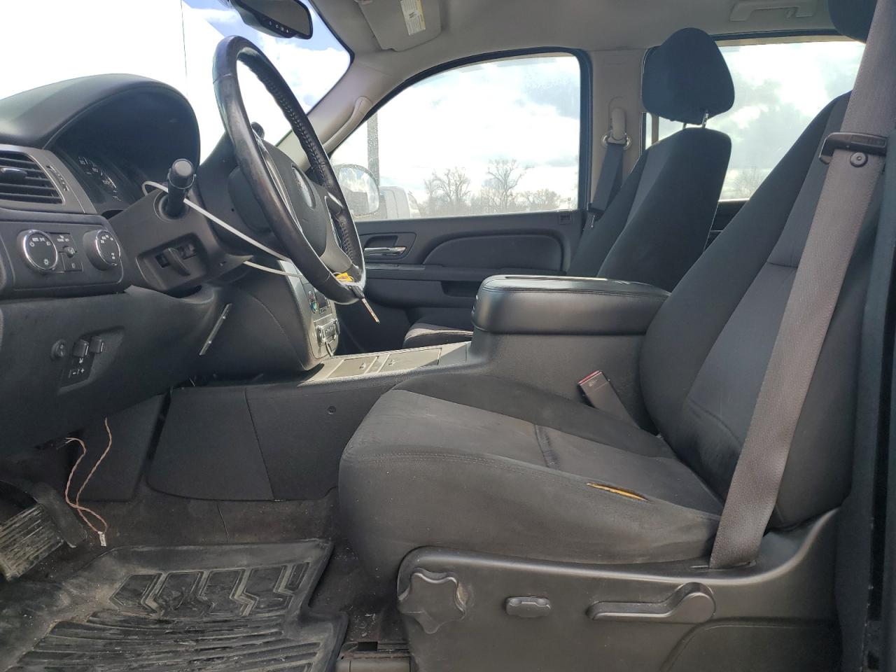 2010 GMC Sierra - Image 7