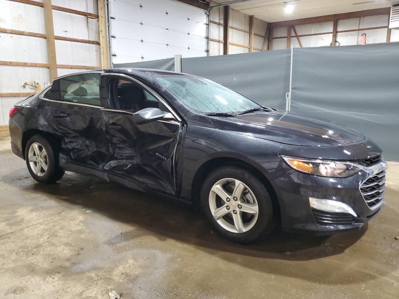 2023 Chevrolet Malibu - Image 4