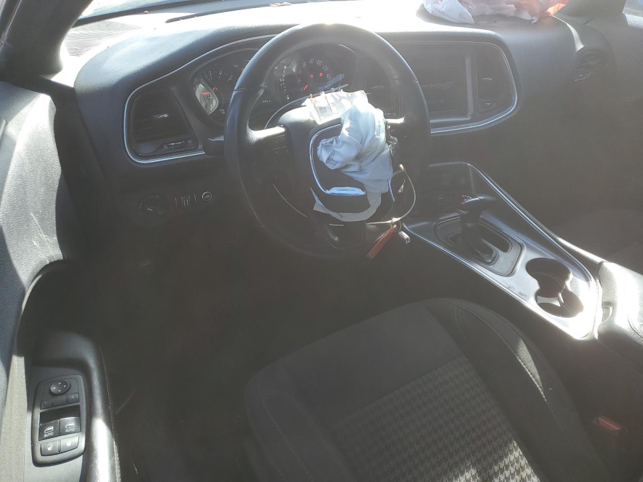 2018 Dodge Challenger - Image 8