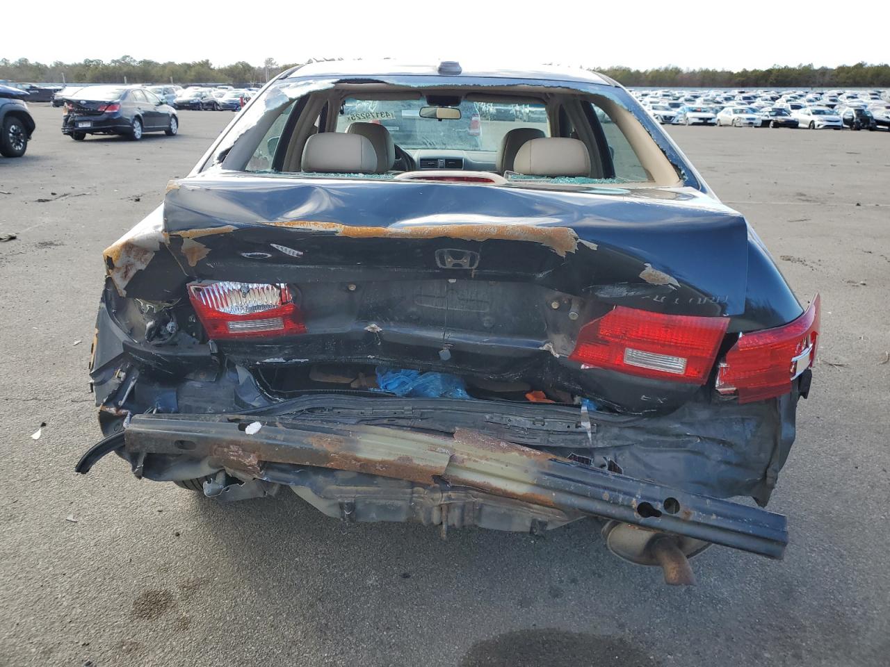 2005 Honda Accord - Image 6