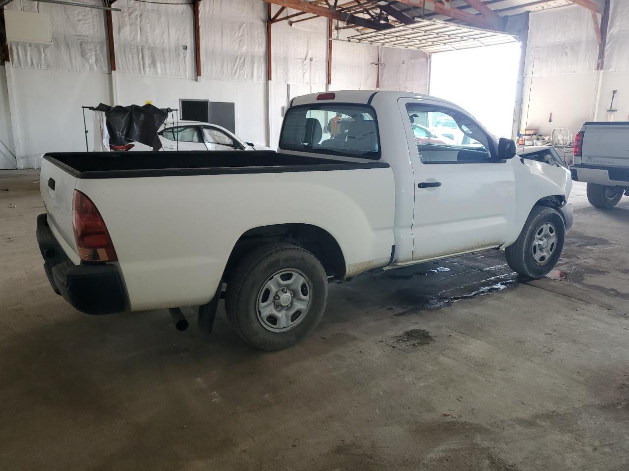 2014 Toyota Tacoma - Image 3