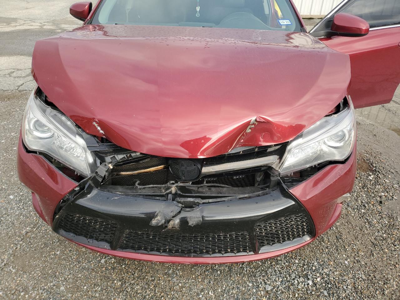 2015 Toyota Camry - Image 13