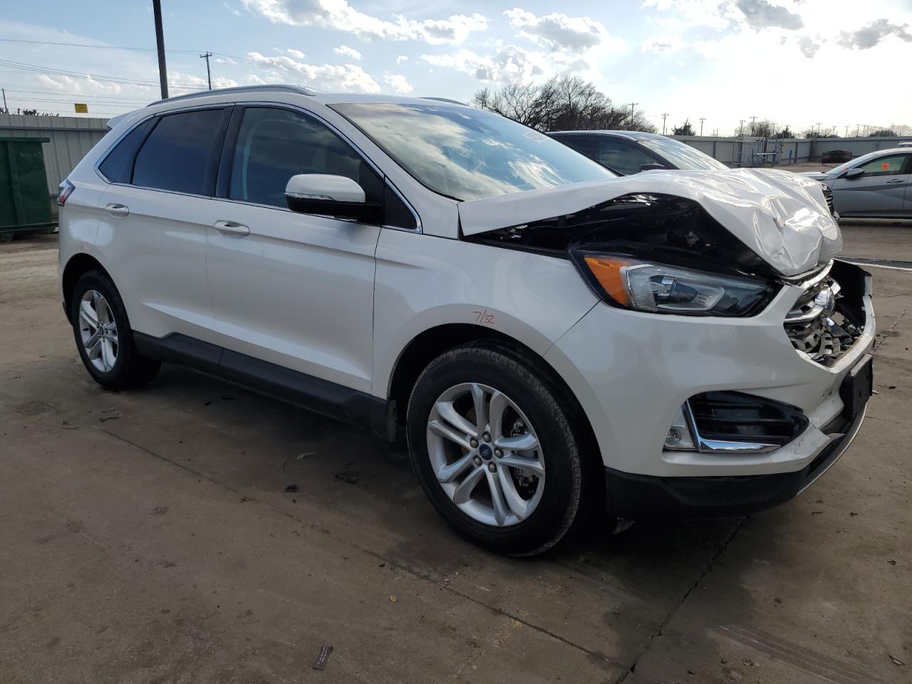 2019 Ford Edge - Image 4