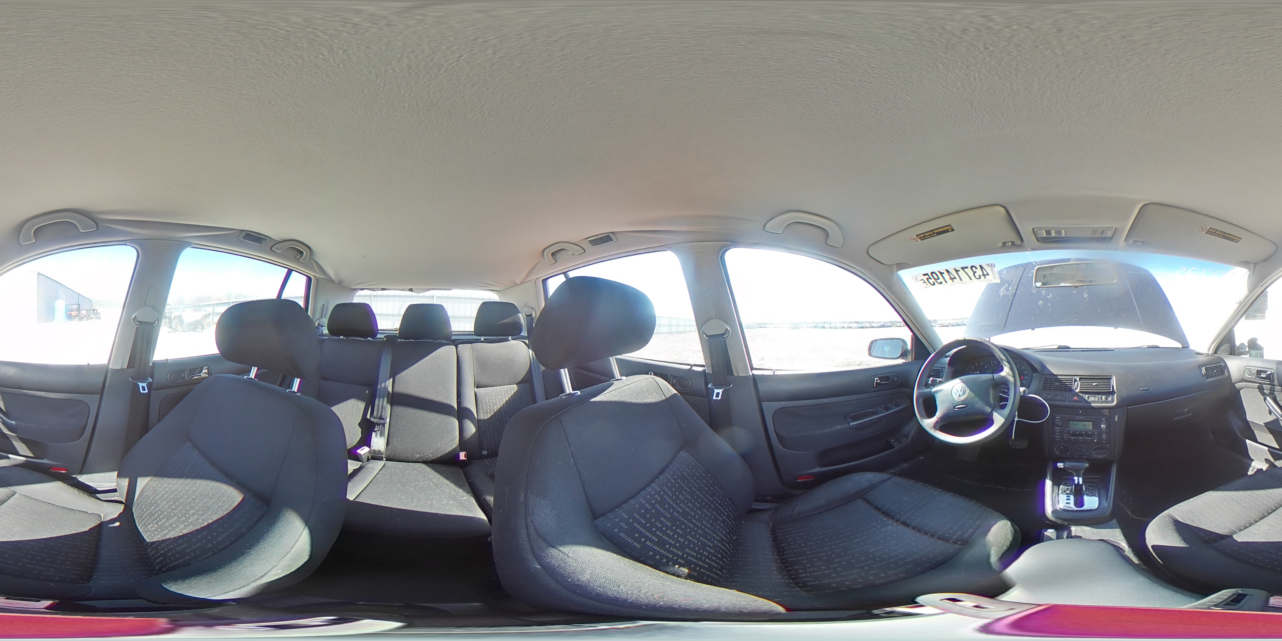 2006 Volkswagen Golf - Image 13