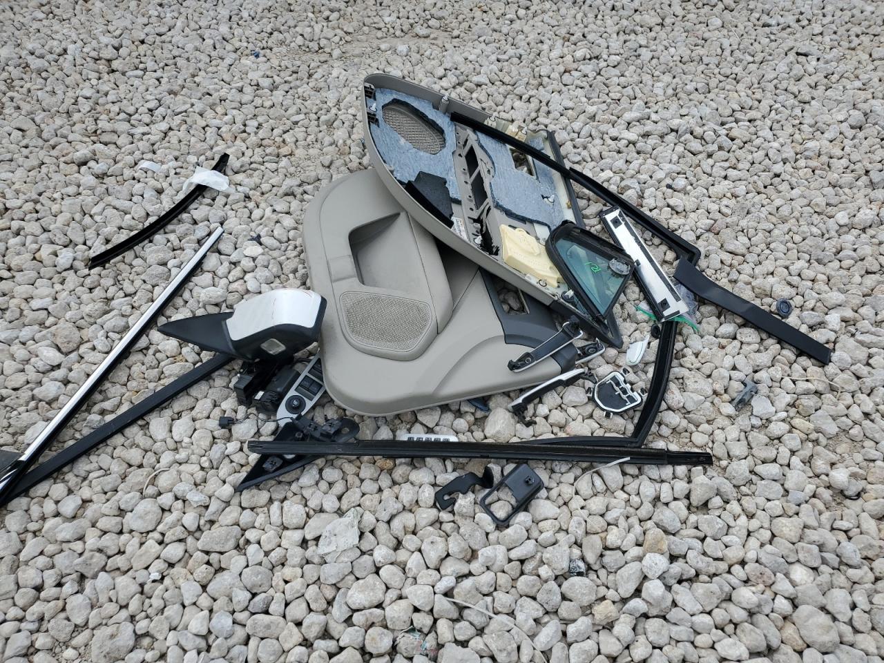 2012 Ford Fusion - Image 12