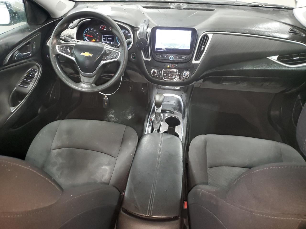 2022 Chevrolet Malibu - Image 8