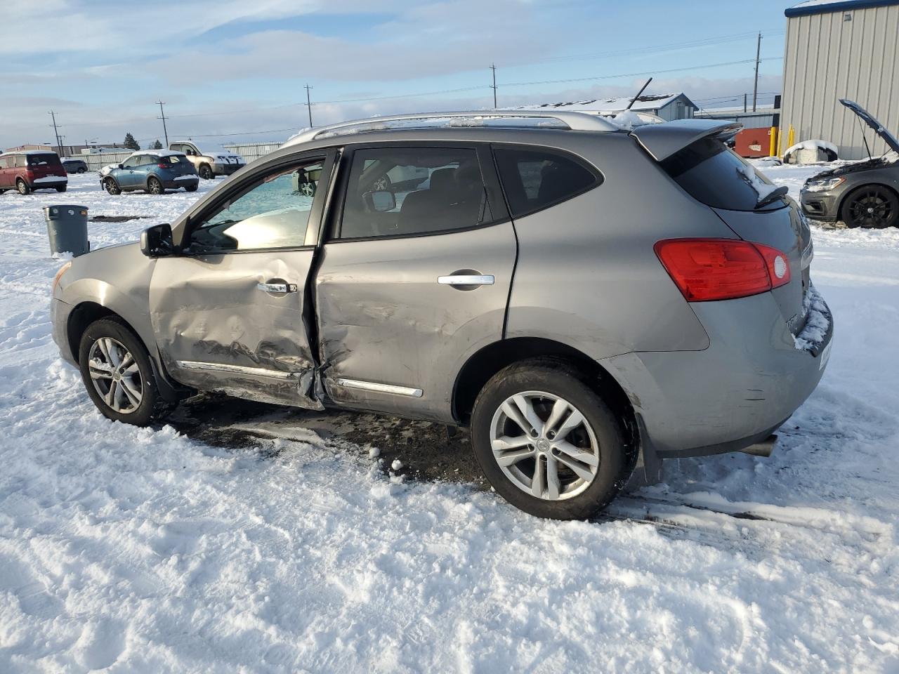 2012 Nissan Rogue - Image 2