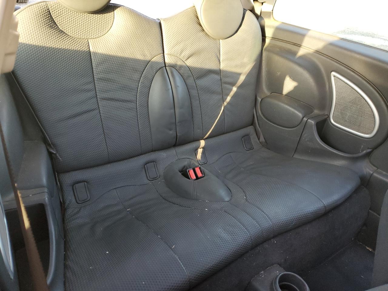 2004 MINI Cooper - Image 10