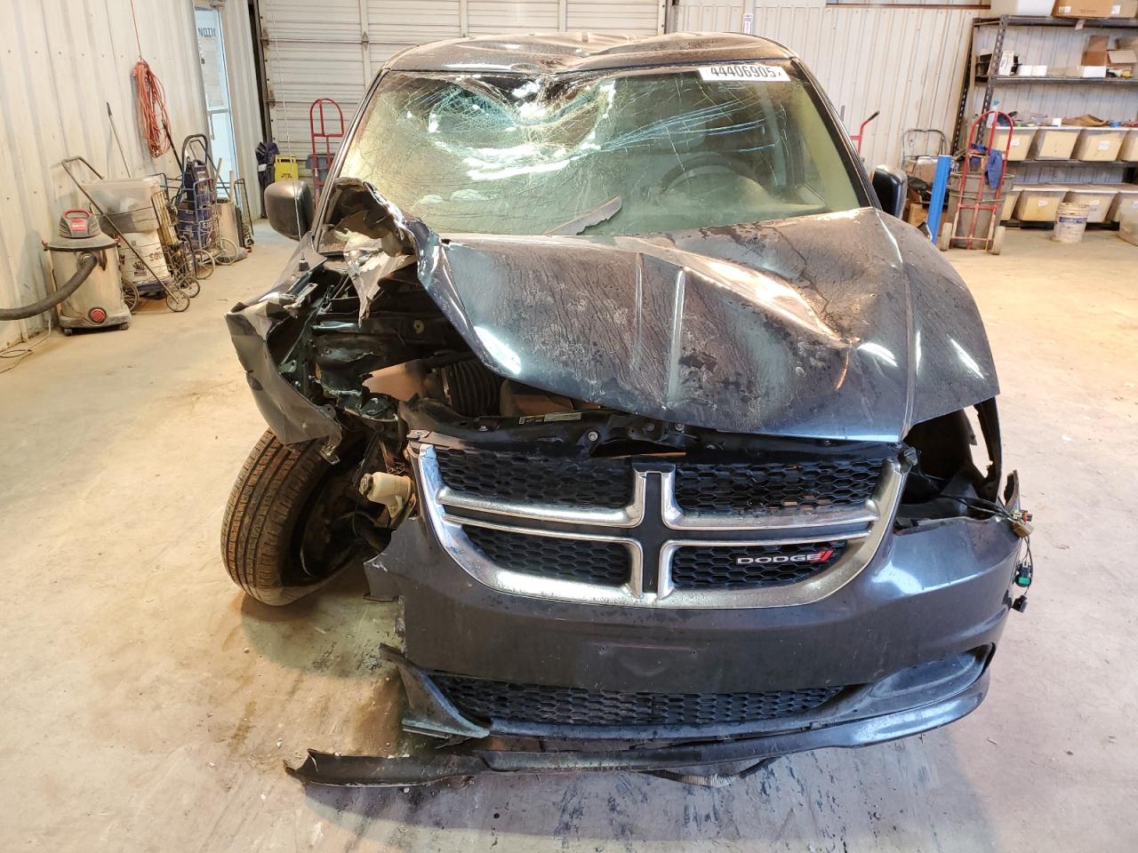 2014 Dodge Caravan - Image 5