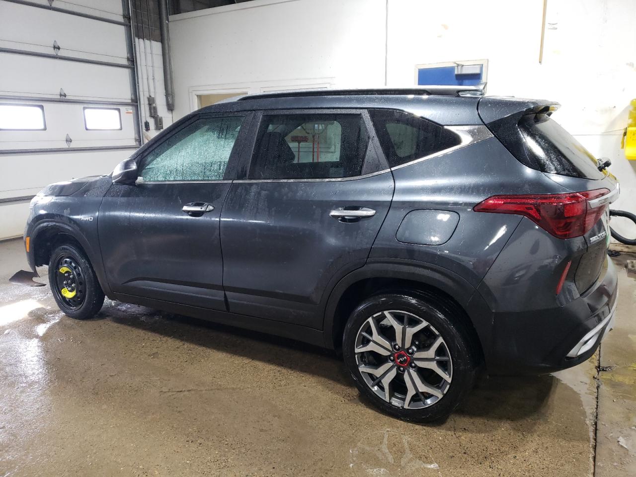 2022 Kia Seltos - Image 2