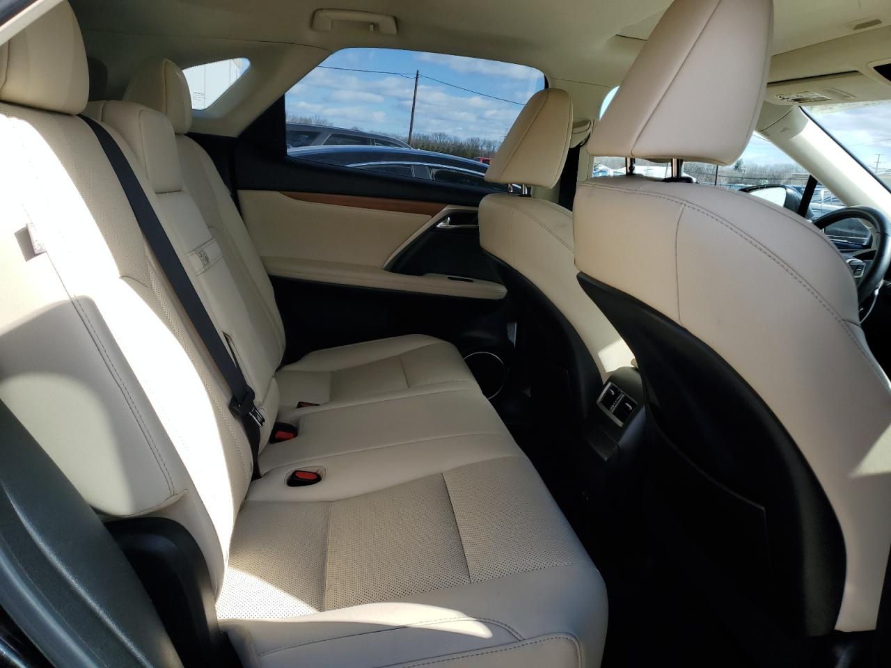 2021 Lexus RX - Image 10