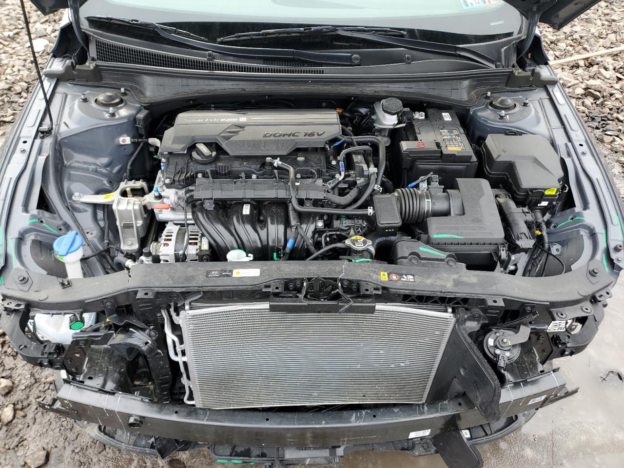2024 Hyundai Elantra - Image 11