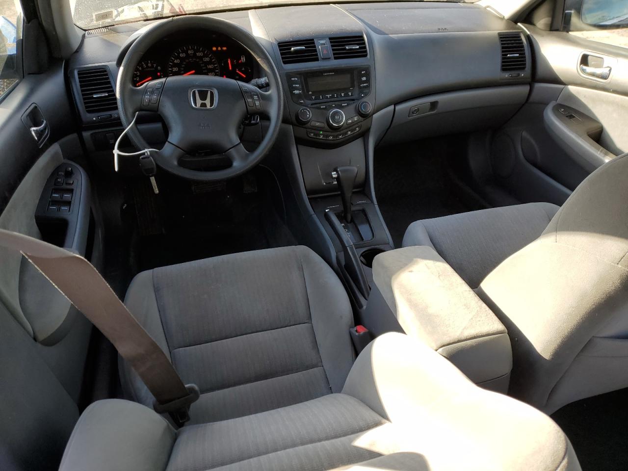 2005 Honda Accord - Image 8