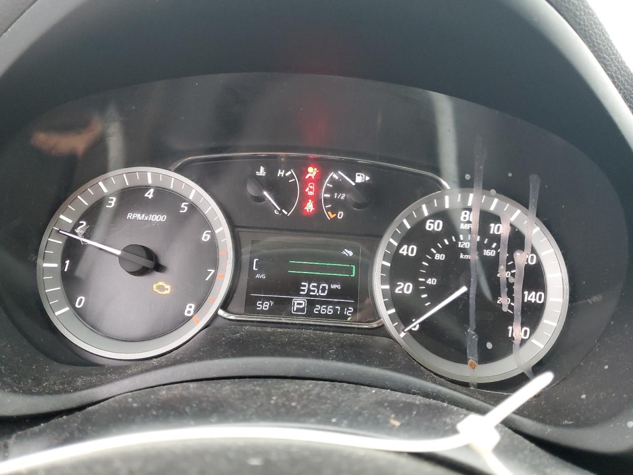 2015 Nissan Sentra - Image 9
