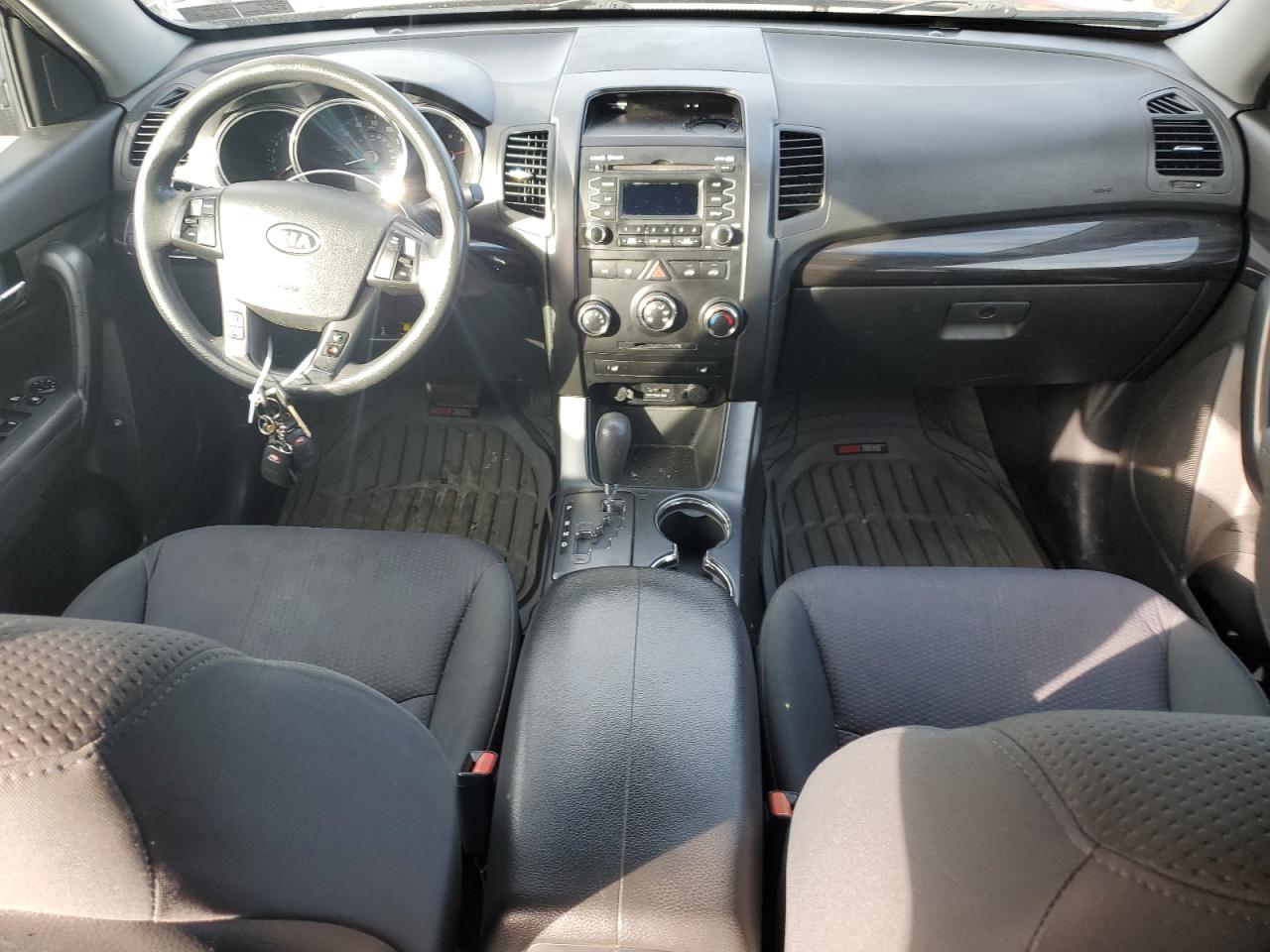 2011 Kia Sorento - Image 8