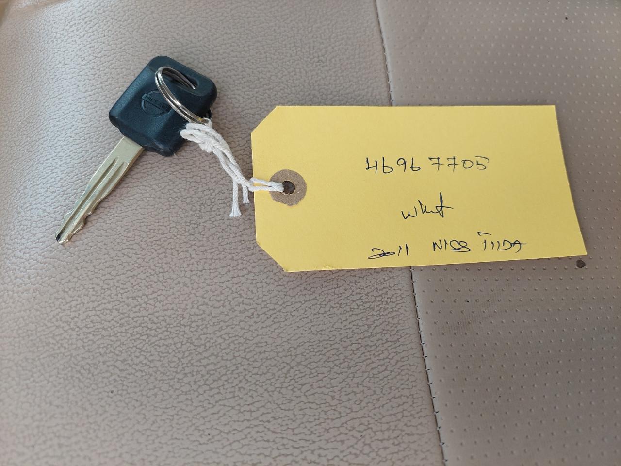 3N1BC1A61BK195209 - 2011 Nissan TIIDA - #46967705