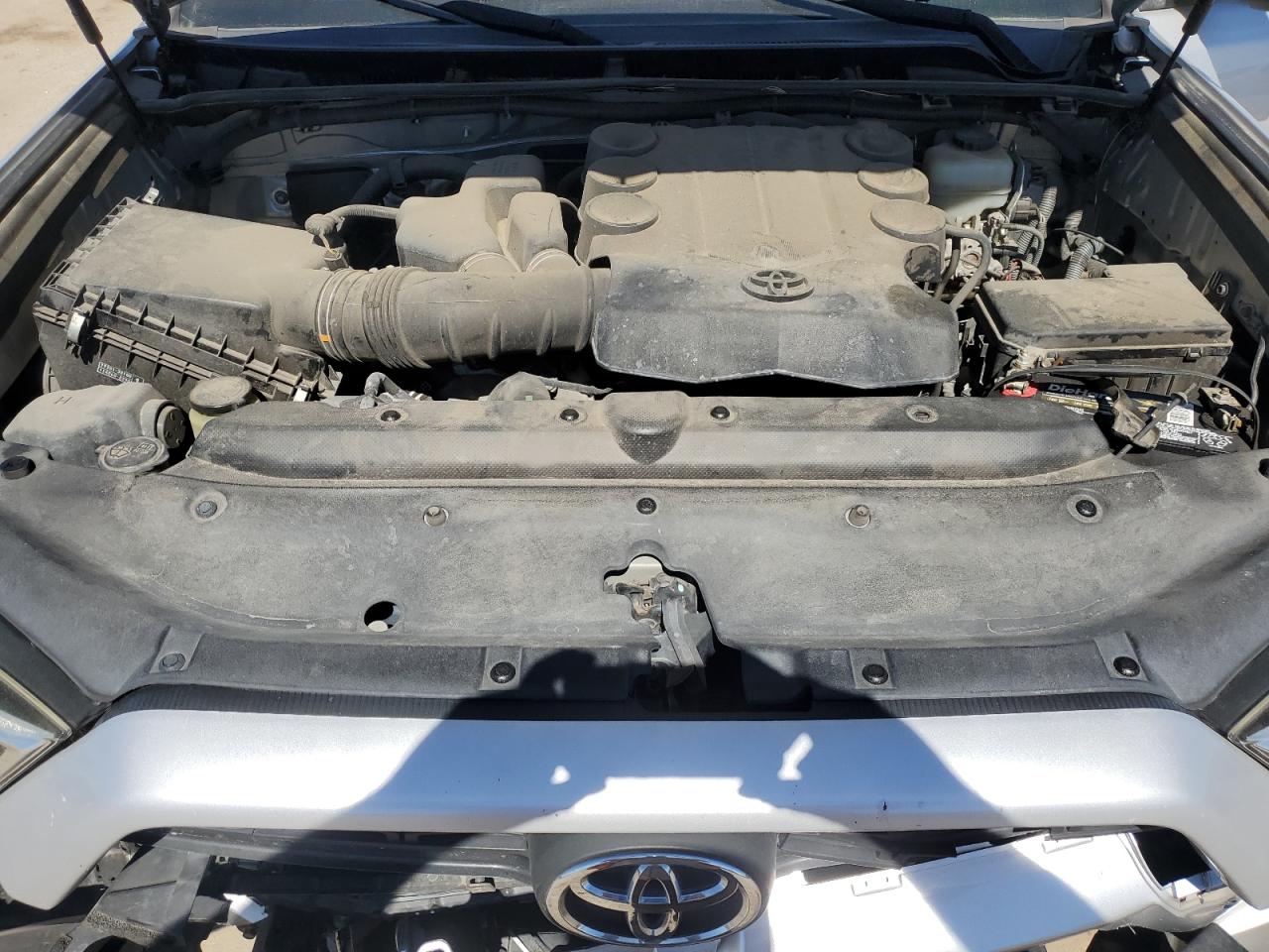 2014 Toyota 4Runner - Image 12