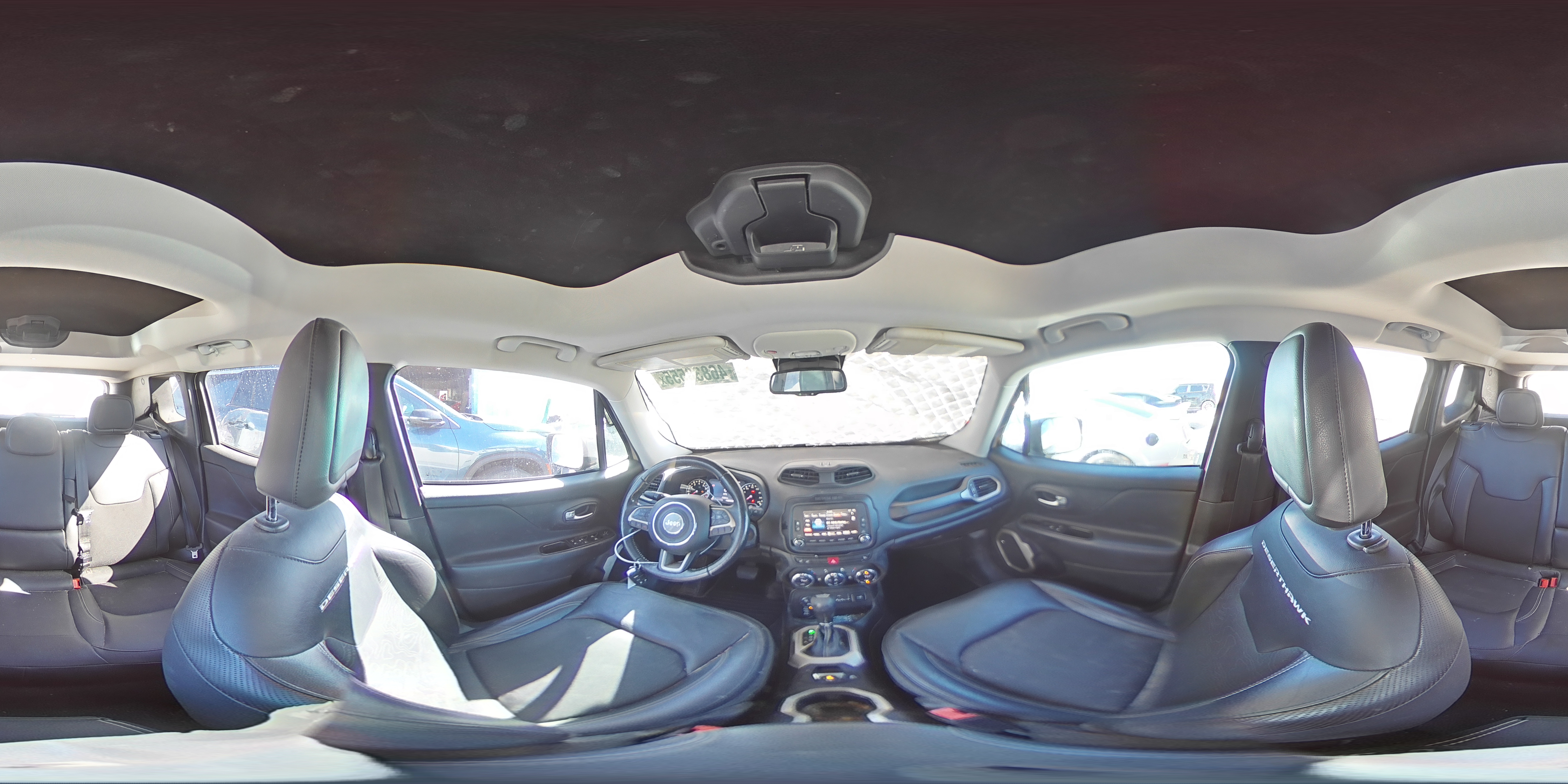 2017 Jeep Renegade - Image 13