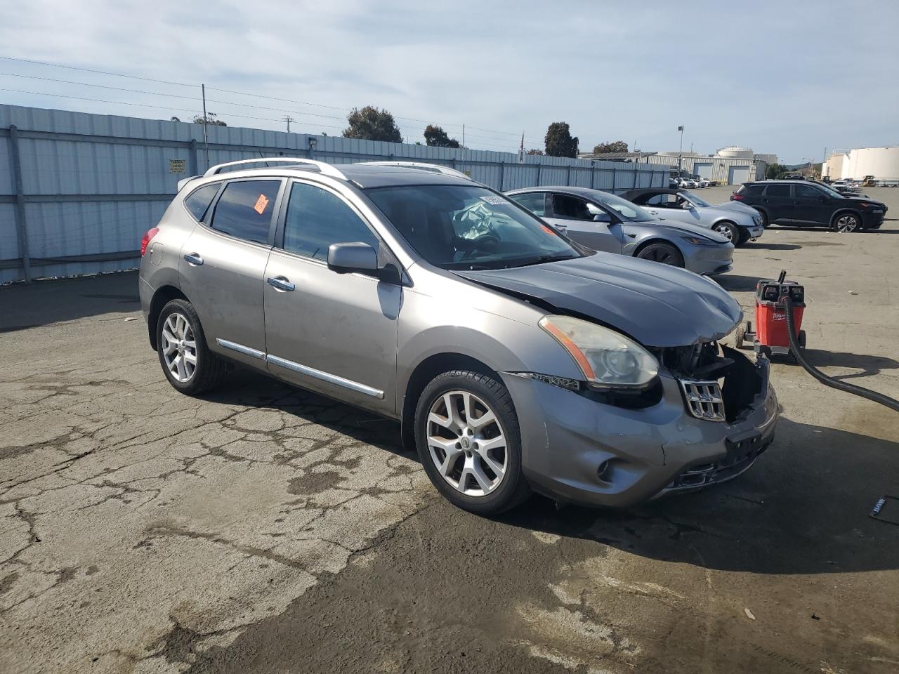 2012 Nissan Rogue - Image 4