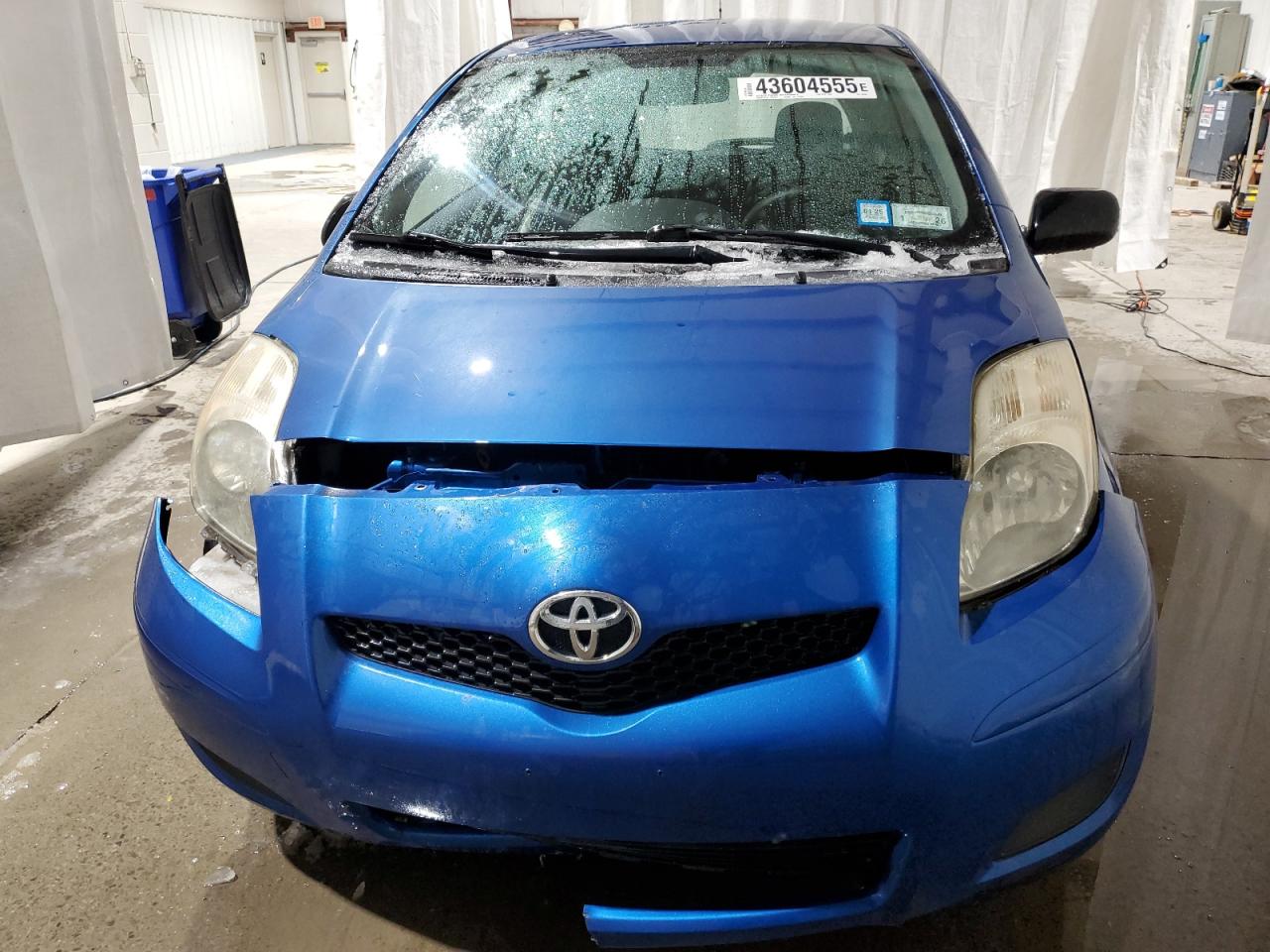 2010 Toyota Yaris - Image 5