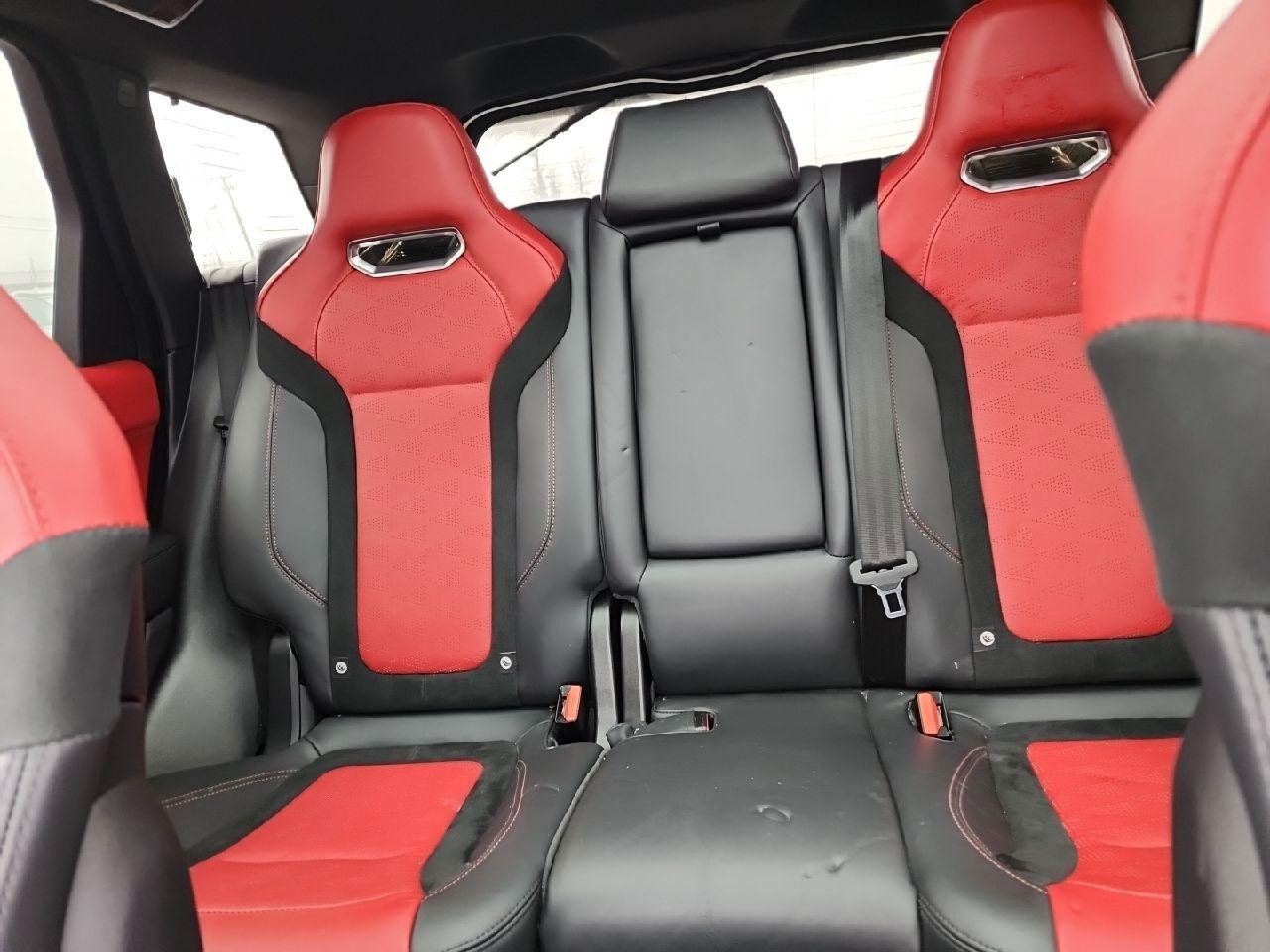 2022 Land Rover Range Rover Sport Svr VIN: SALWZ2RE8NA799997 Lot: 44576385