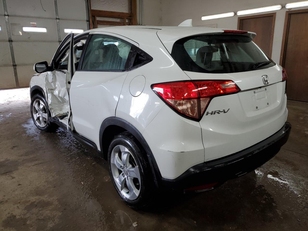 2016 Honda HR-V - Image 2