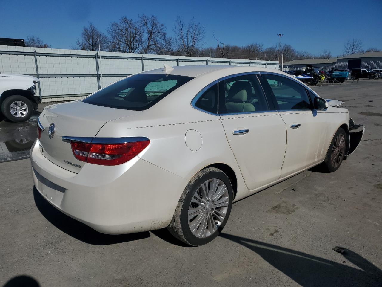2014 Buick Verano - Image 3