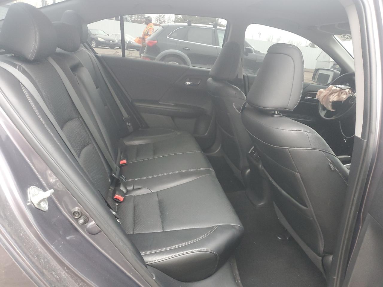 2015 Honda Accord - Image 11