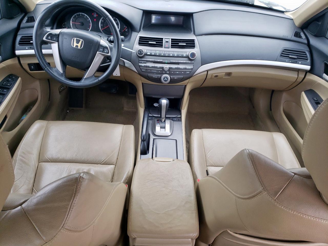 2012 Honda Accord - Image 8