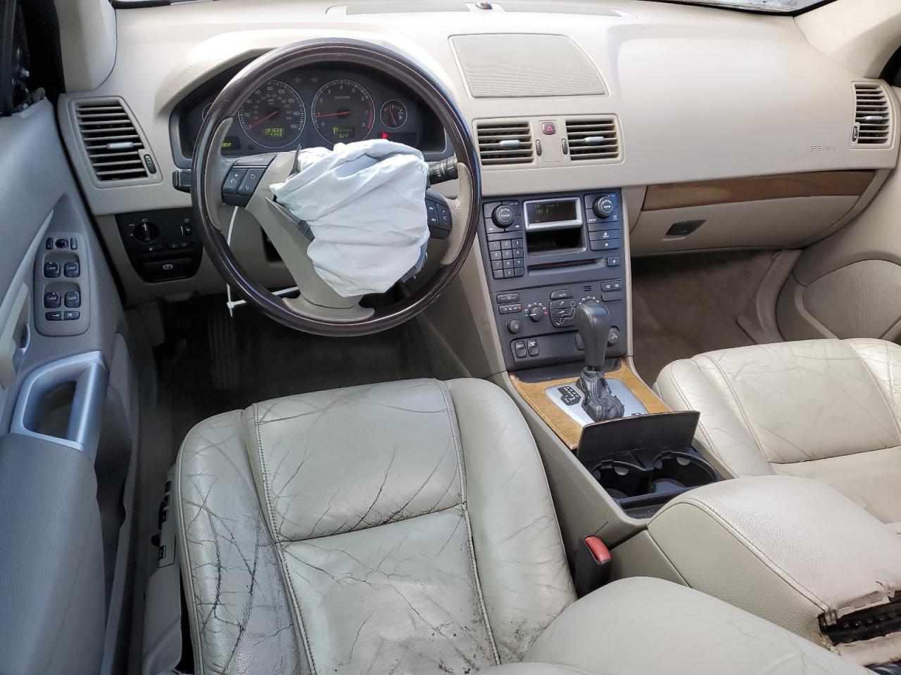 2006 Volvo XC90 - Image 8