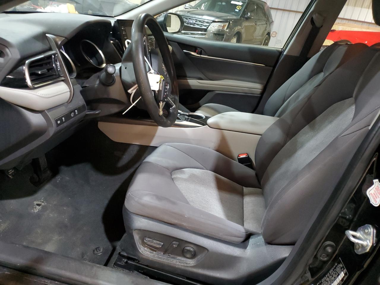 2022 Toyota Camry - Image 7