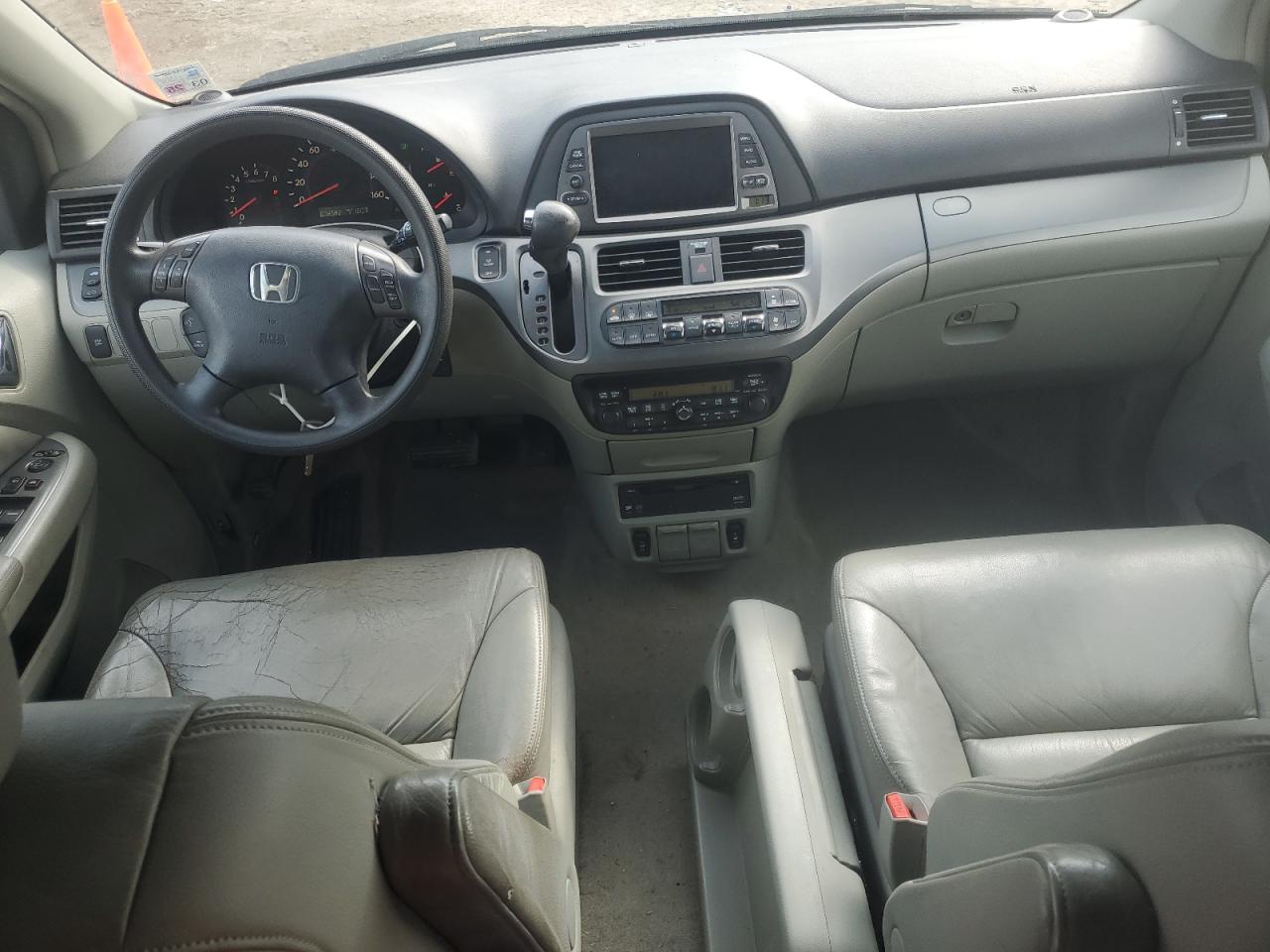 2005 Honda Odyssey - Image 8