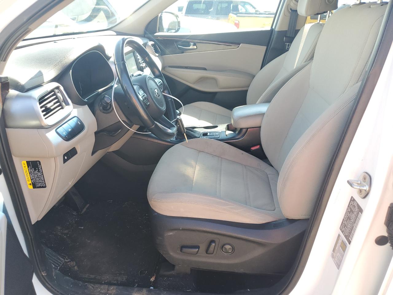 2017 Kia Sorento - Image 7