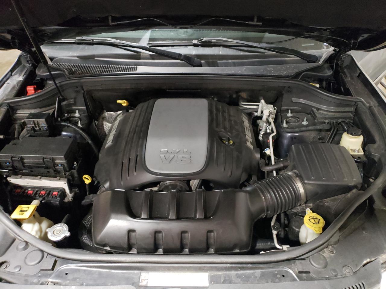 2011 Jeep Grand Cherokee - Image 12