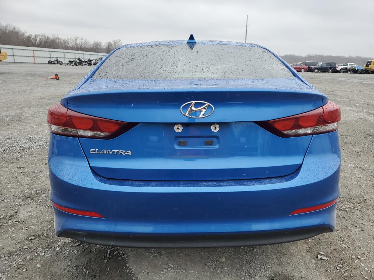 2018 Hyundai Elantra - Image 6
