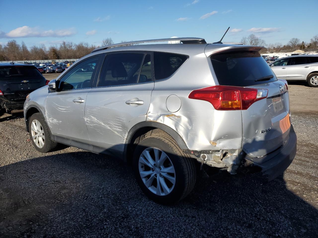 2015 Toyota RAV 4 - Image 2