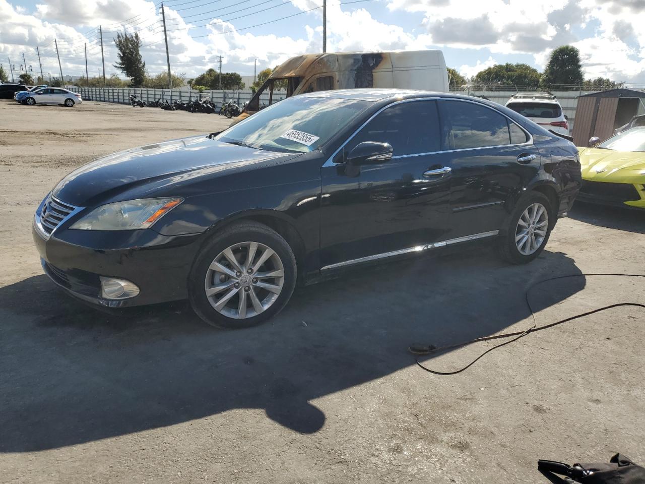 2011 Lexus ES - Image 1