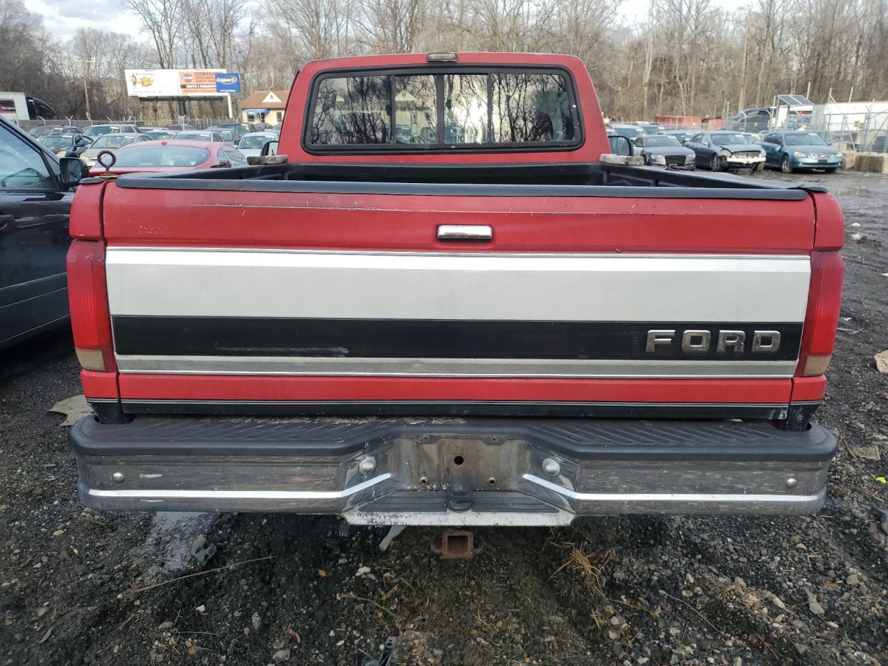1992 Ford F150 VIN: 2FTEF14N4NCA90026 Lot: 45394035