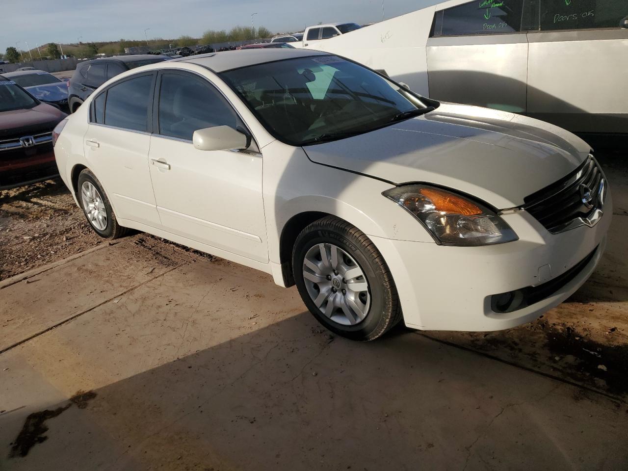 2009 Nissan Altima - Image 4