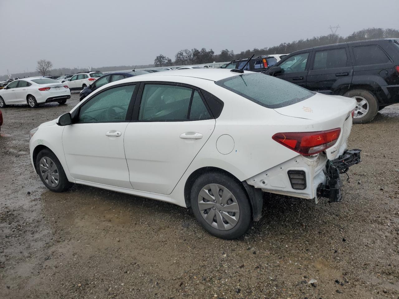 2019 Kia Rio - Image 2