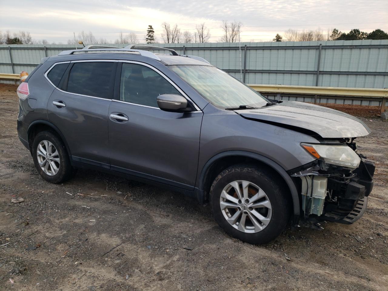 2015 Nissan Rogue - Image 4