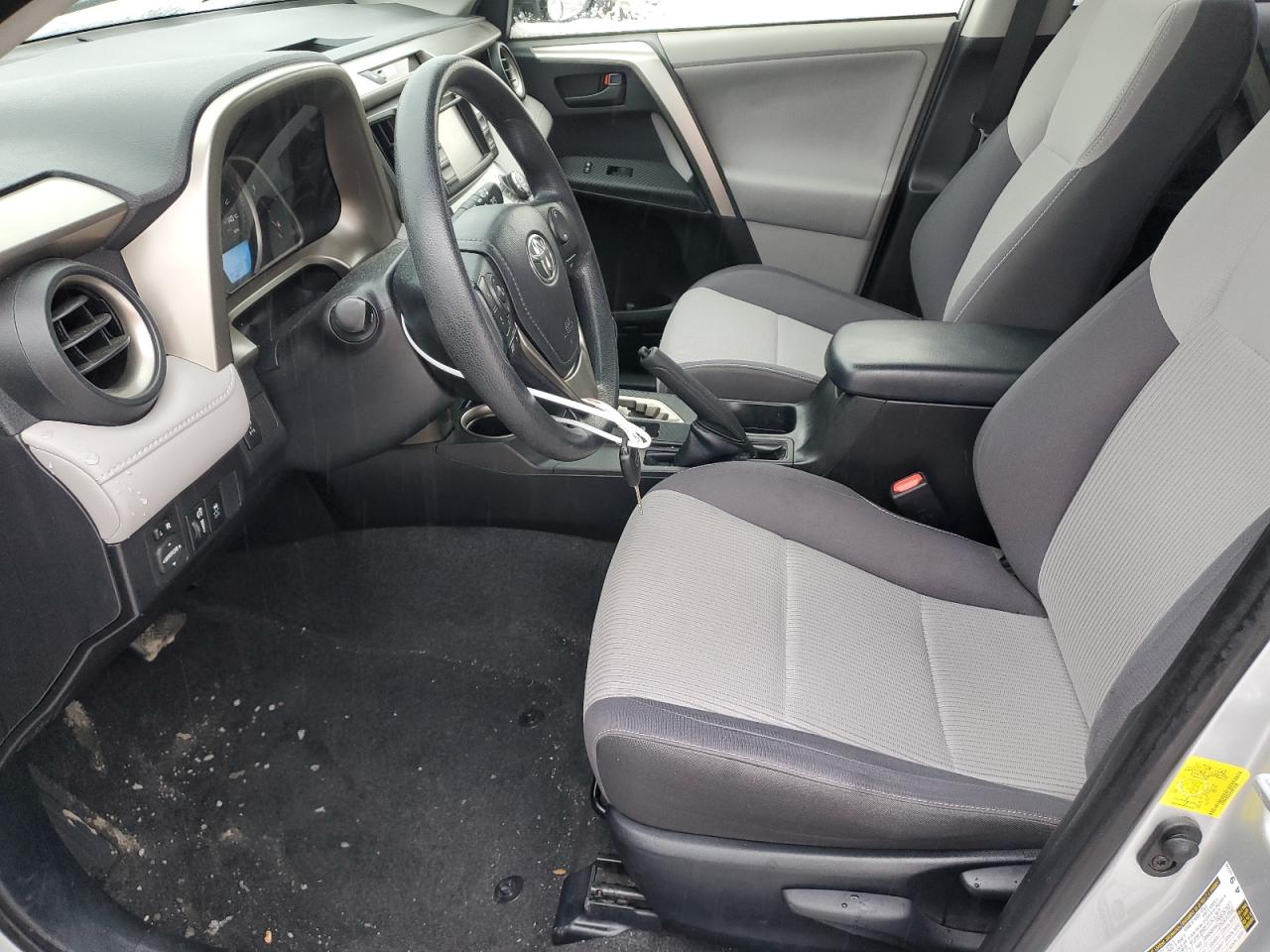 2013 Toyota RAV 4 - Image 7