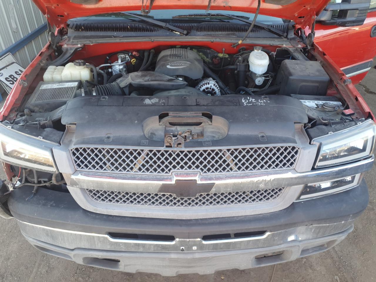 2003 Chevrolet Silverado - Image 11
