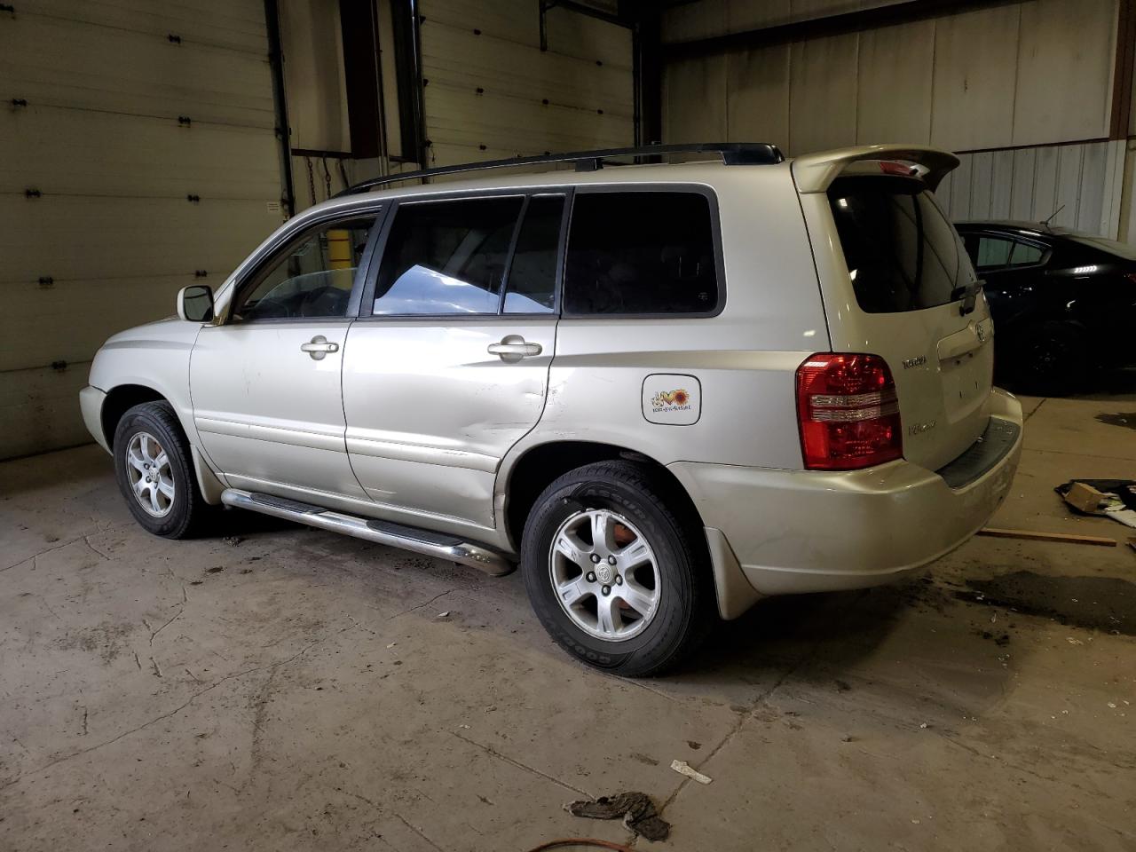 2002 Toyota Highlander - Image 2