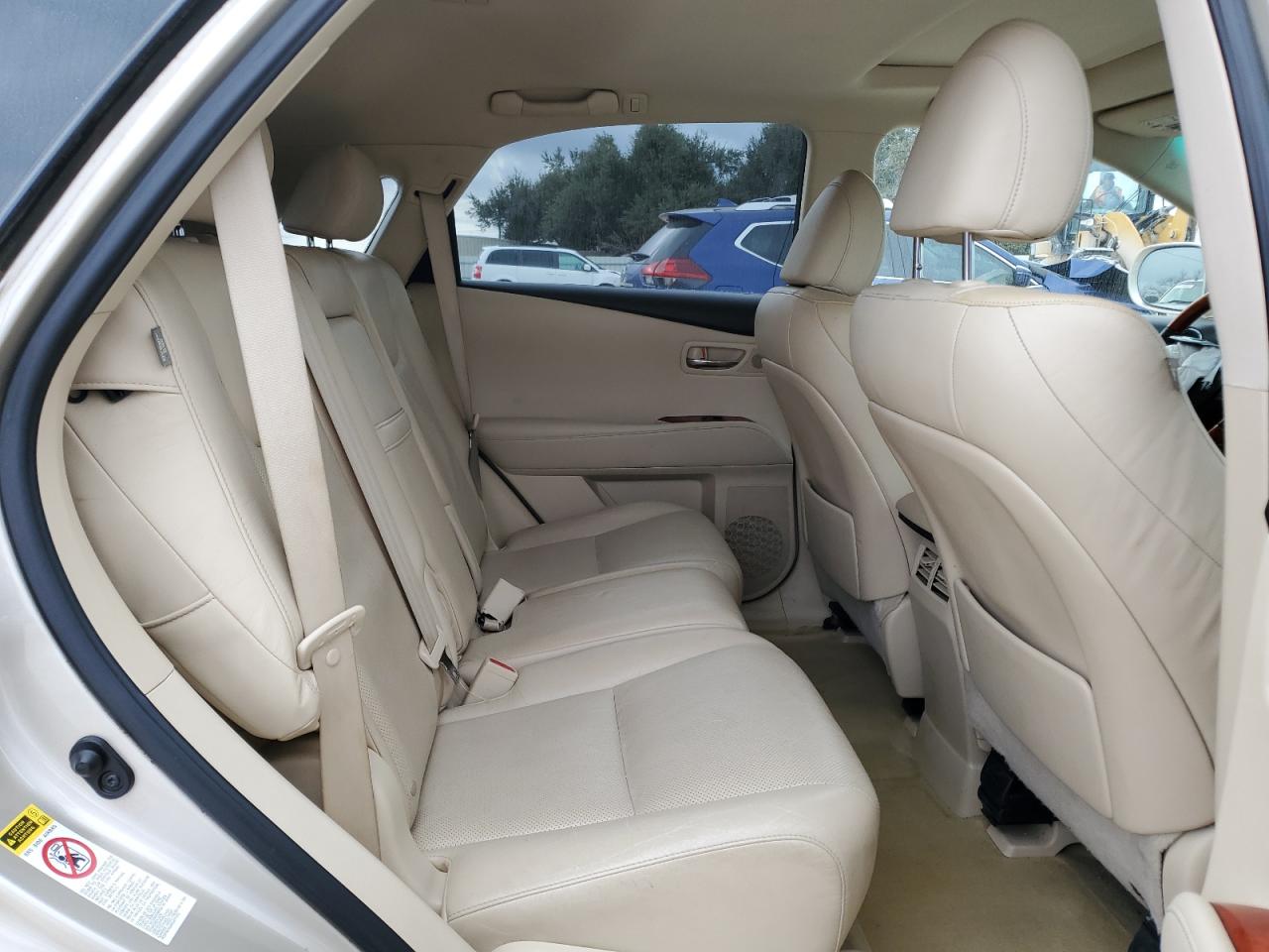 2012 Lexus RX - Image 12