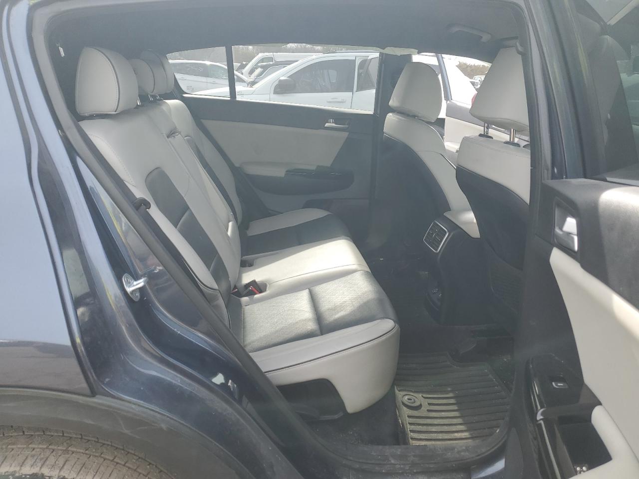 2018 Kia Sportage - Image 11